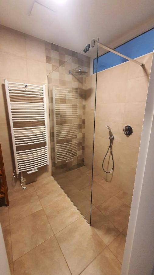 Apartmany سيميلي المظهر الخارجي الصورة