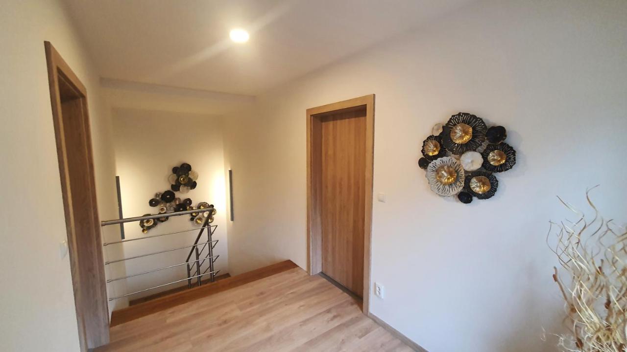 Apartmany سيميلي المظهر الخارجي الصورة